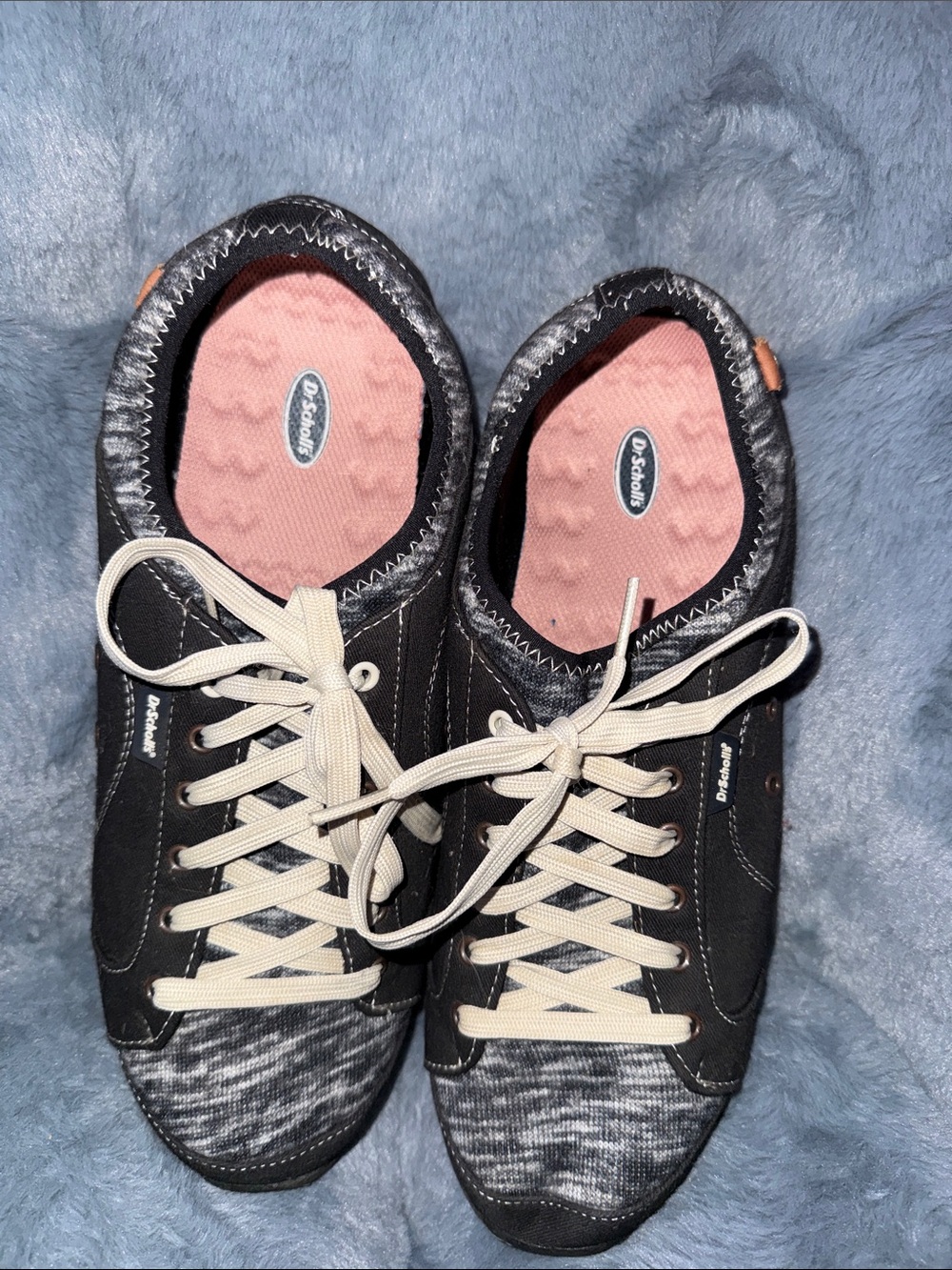 Dr. Scholl's Women's Black Casual Lace-Up Sneakers W11